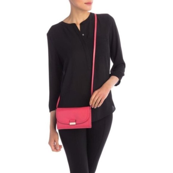 Cole Haan Womens Pink Leather Fold Over Smartphone Strappy Crossbody Handbag New - Picture 2 of 9